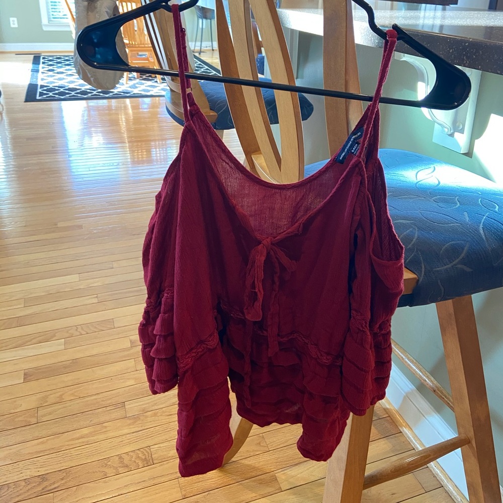 American Eagle top